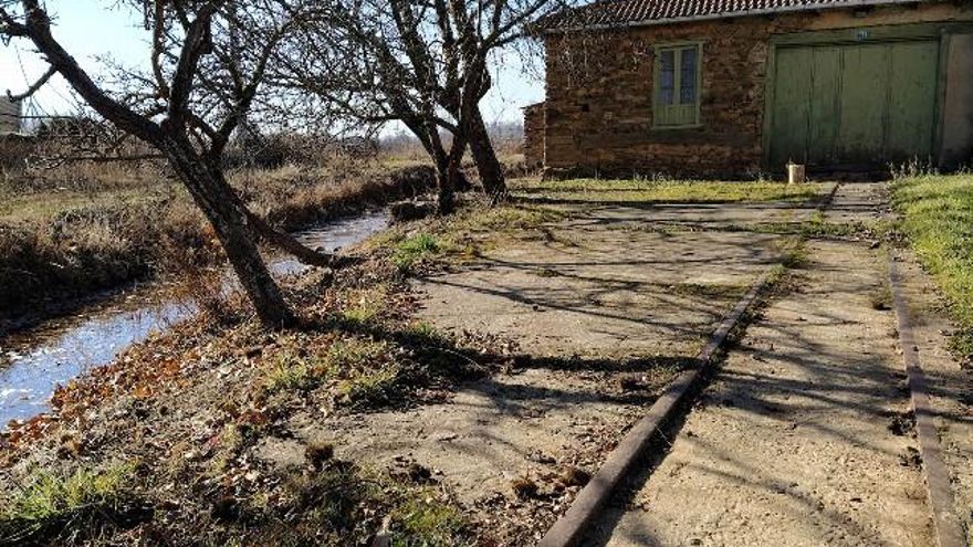 Sierra hidráulica en Castrillo de Valduerna