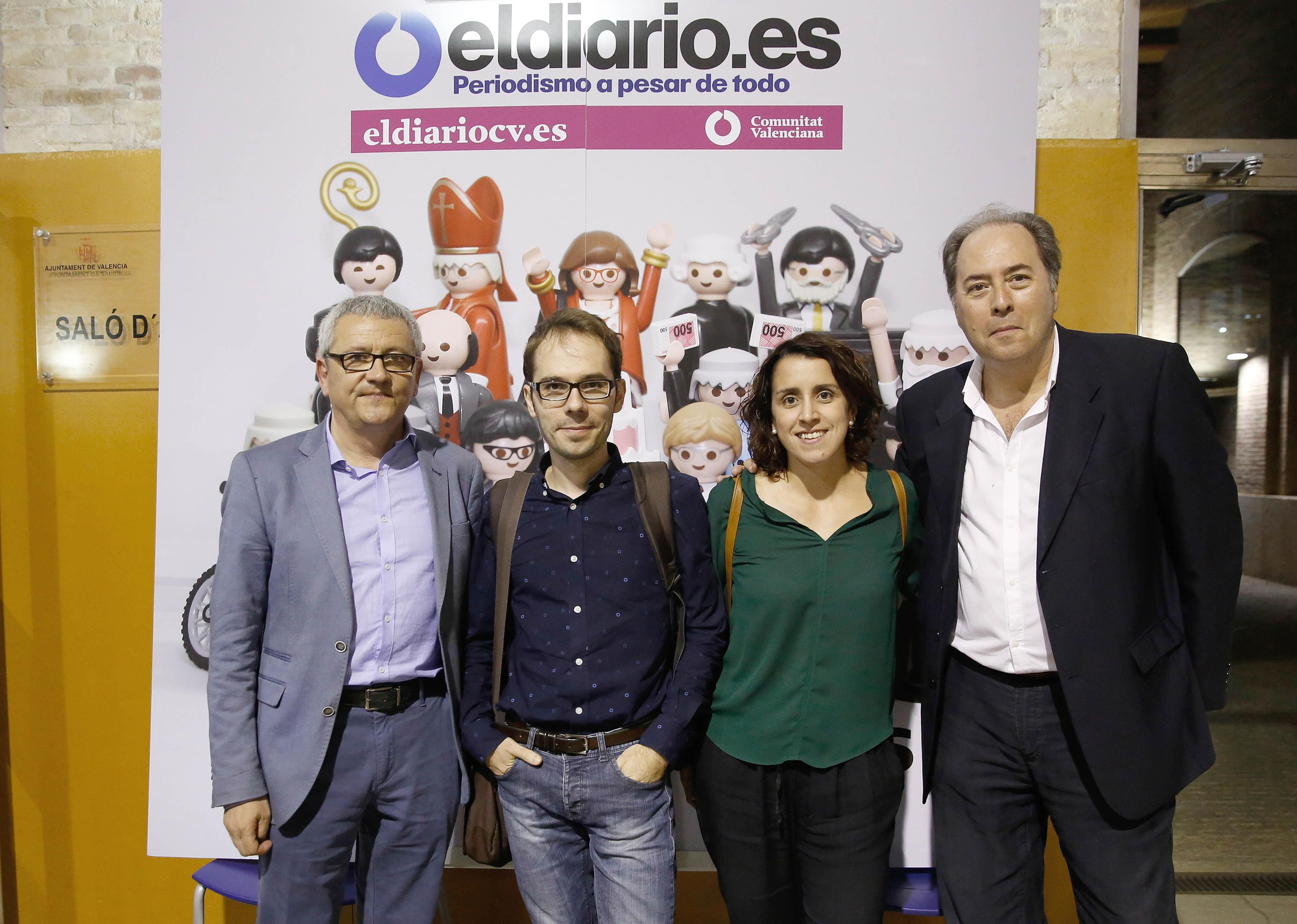 Algunos de los asistentes al acto