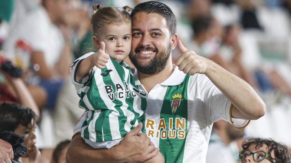 Grada Blanquiverde del Córdoba CF - UD Almería
