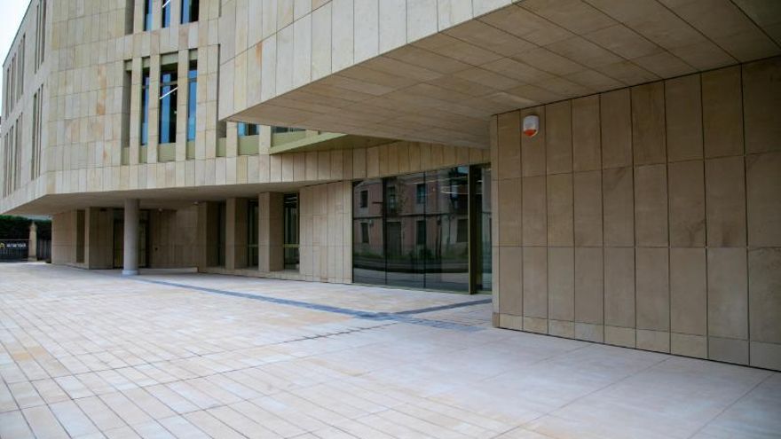 UGT rechaza la Consulta de Acogida en los centros de salud de La Rioja: "Es el modelo low cost de Ayuso"