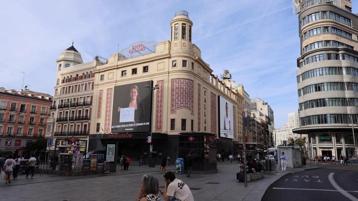 OncoBierzo reivindica con un vídeo en la Gran Vía de Madrid una sanidad sin desigualdades territoriales