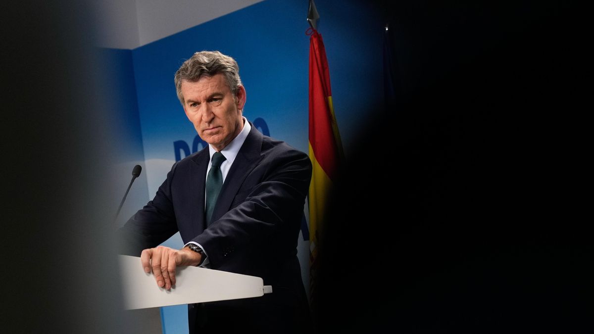 El líder del PP, Alberto Núñez Feijóo, en una rueda de prensa el pasado viernes.
