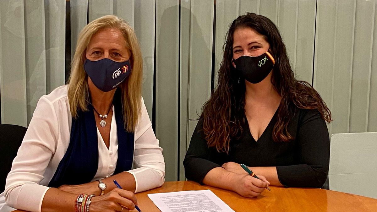 Imagen del acuerdo entre PP y Vox en Bormujos