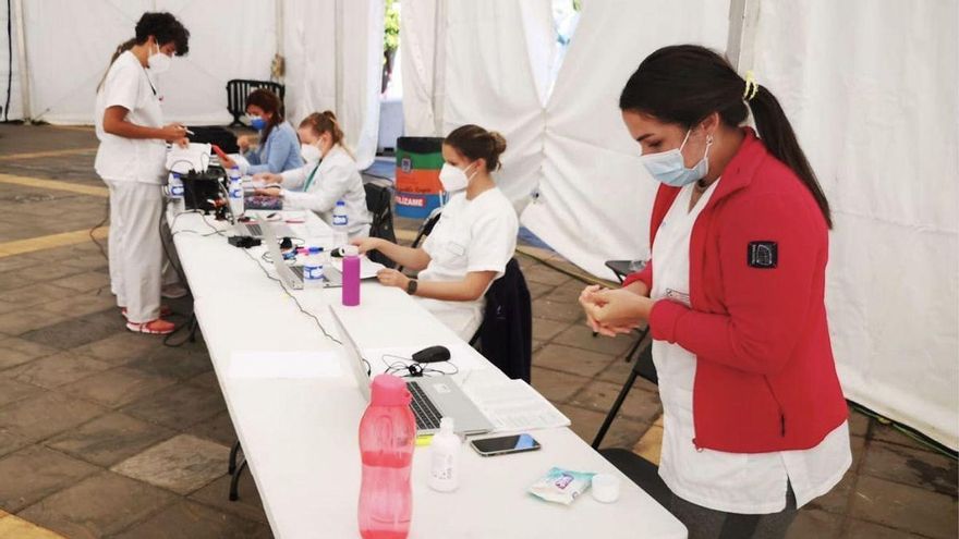 El 012 recibe cerca de 39.000 llamadas de personas nacidas entre 1952 y 1955 para vacunarse