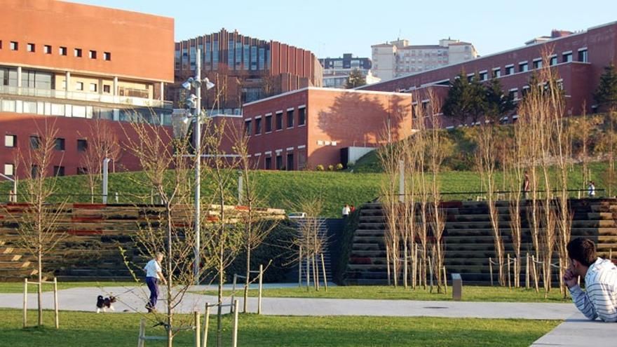 La Universidad de Cantabria y el Colegio de Abogados afrontan elecciones con candidaturas alternativas y críticas