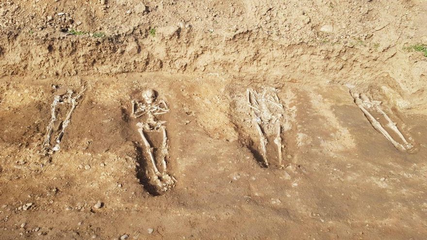 Restos arqueológicos encontrados en el yacimiento de Galleguillos de Campos.