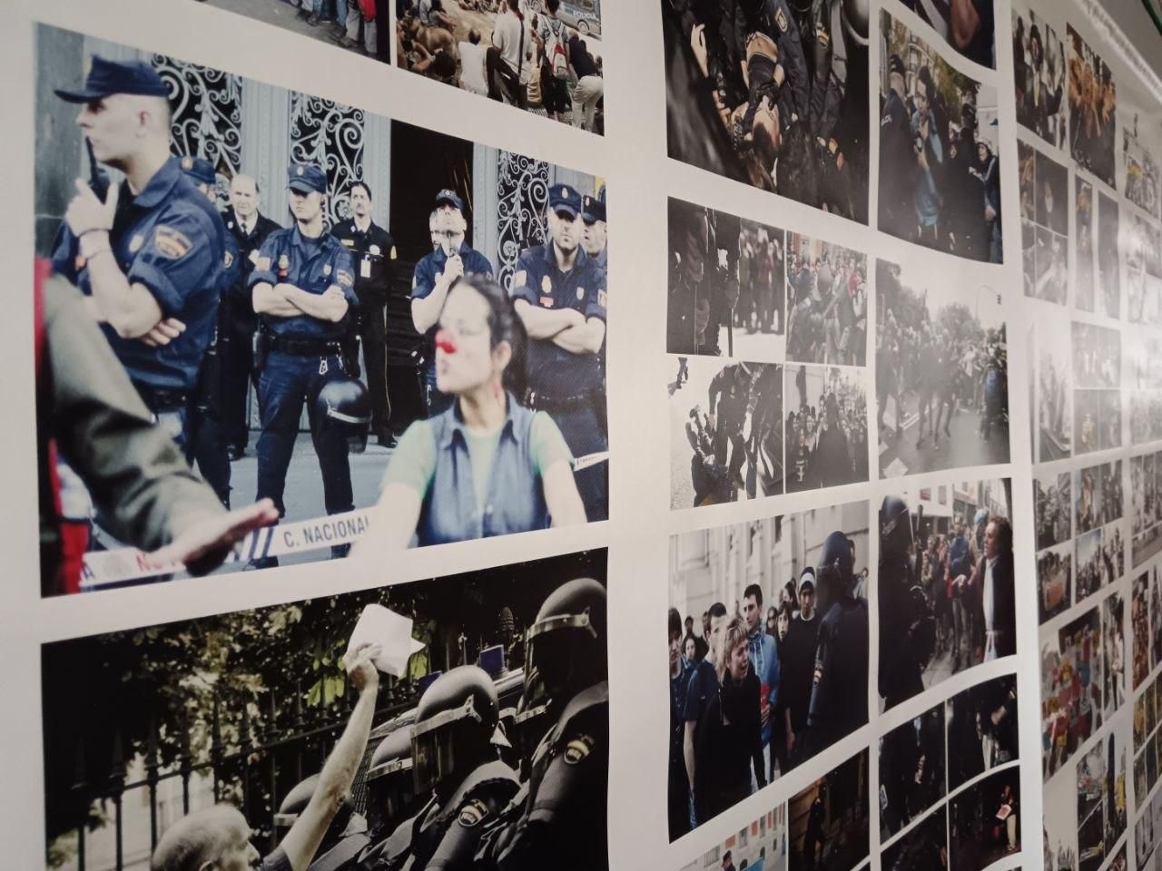 El sábado pasado se organizó una exposición con fotografías de Juan Plaza del 15M en el CSO La Enredadera