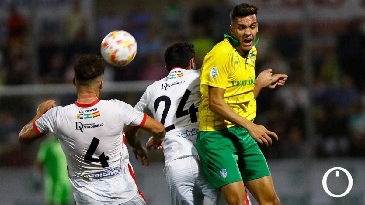 Las imágenes del Montilla CF - CD Rincón de Copa del Rey