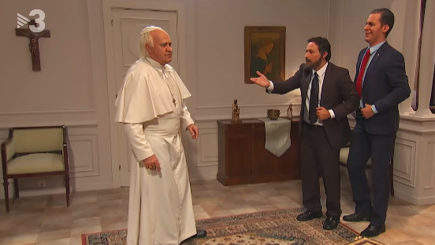 Abascal y Ortega Smith visitan al Papa en 'Polònia' para decirle que "España sigue siendo un país de machotes"