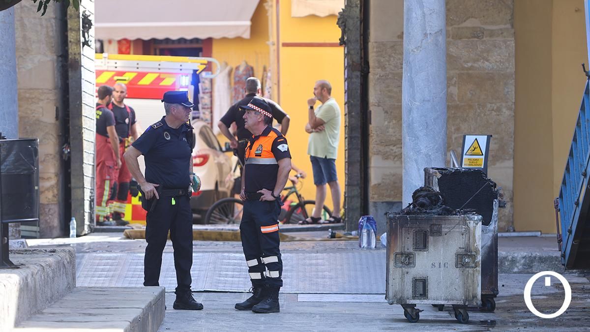 El día después del incendio en la Mezquita-Catedral, en imágenes