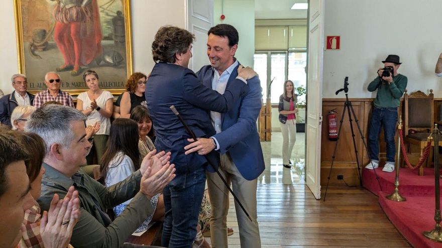 Un emocionado Mikel Torres se despide de 16 años en la alcaldía: "Llevaré el estilo Portugalete al Gobierno vasco"
