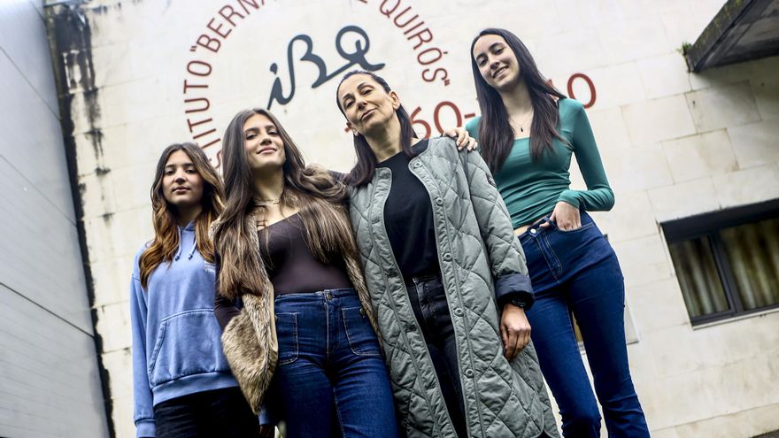 Del huerto al laboratorio: la investigación de tres estudiantes de Bachillerato que explora una alternativa limpia a los residuos