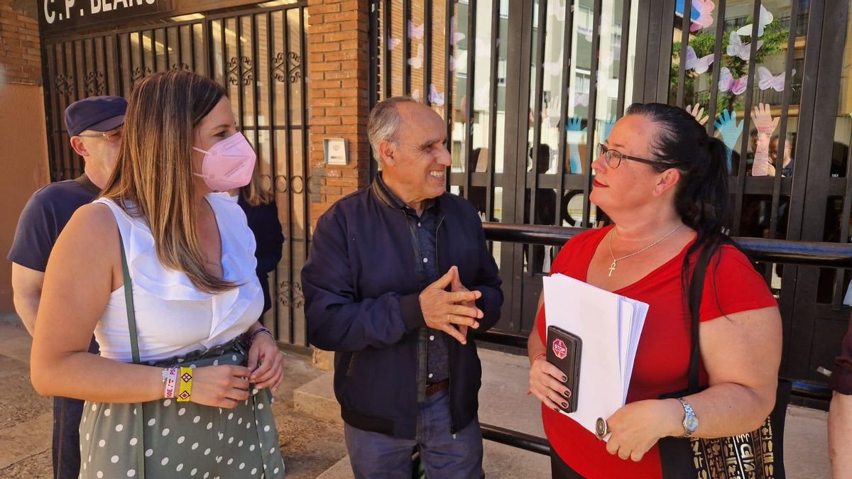 Nuria Rubio pide el voto para el PSOE en Astorga.