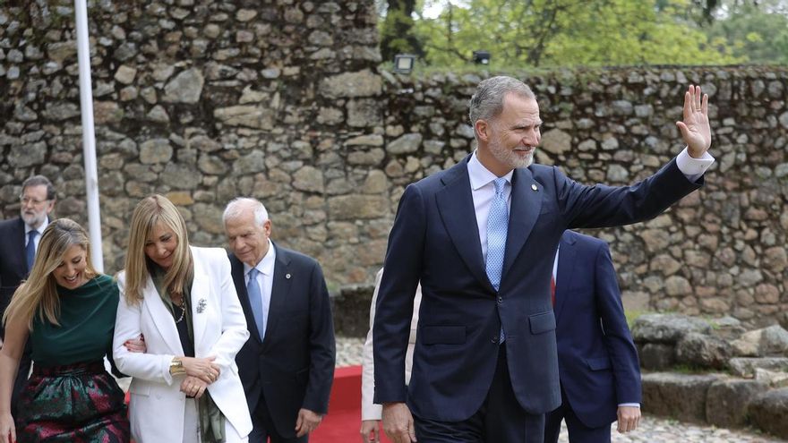Felipe VI a su llegada al monasterio de Yuste para entregar el XVIII premio Carlos V.