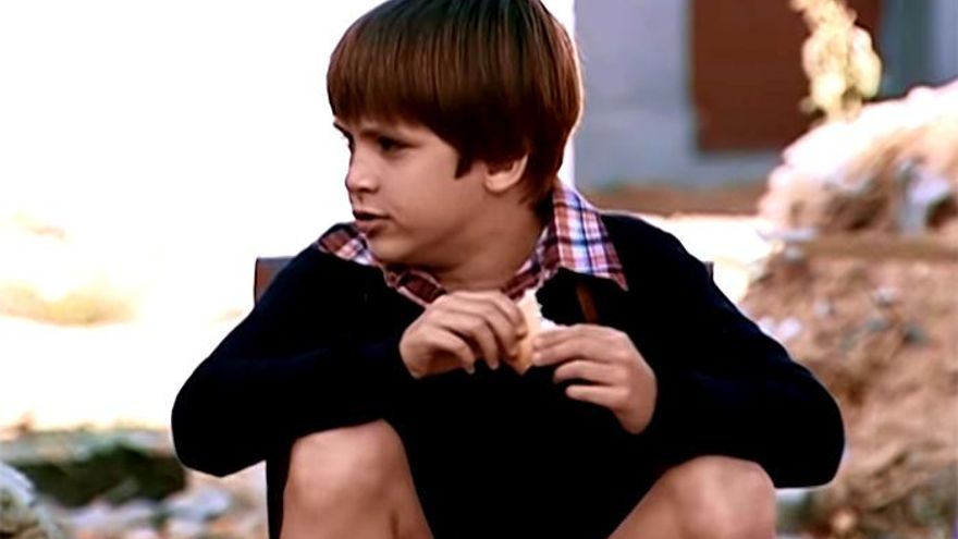 Ricardo Gómez en el 5x01 de "Cuéntame cómo pasó"