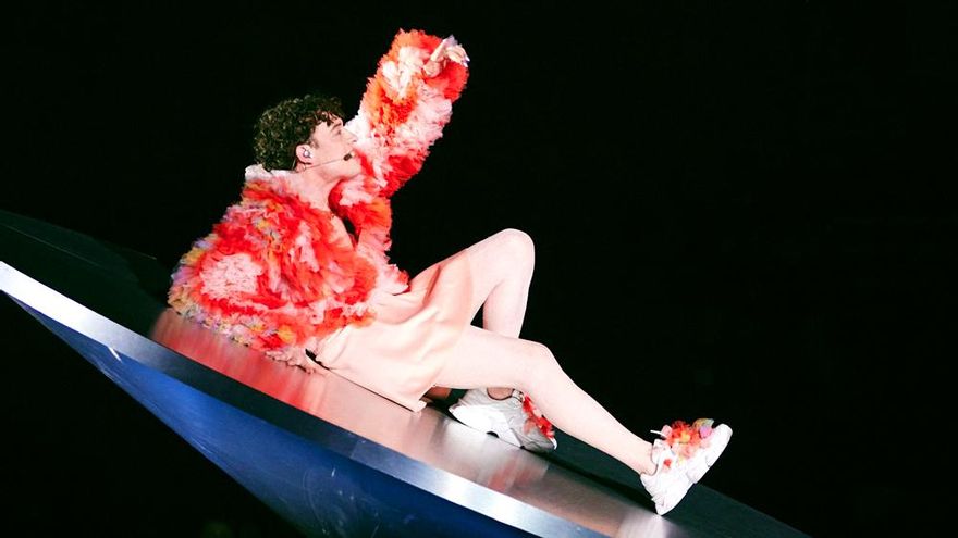 Vídeo: Así fue la actuación de Suiza con Nemo y 'The Code' por la que ganó Eurovisión 2024