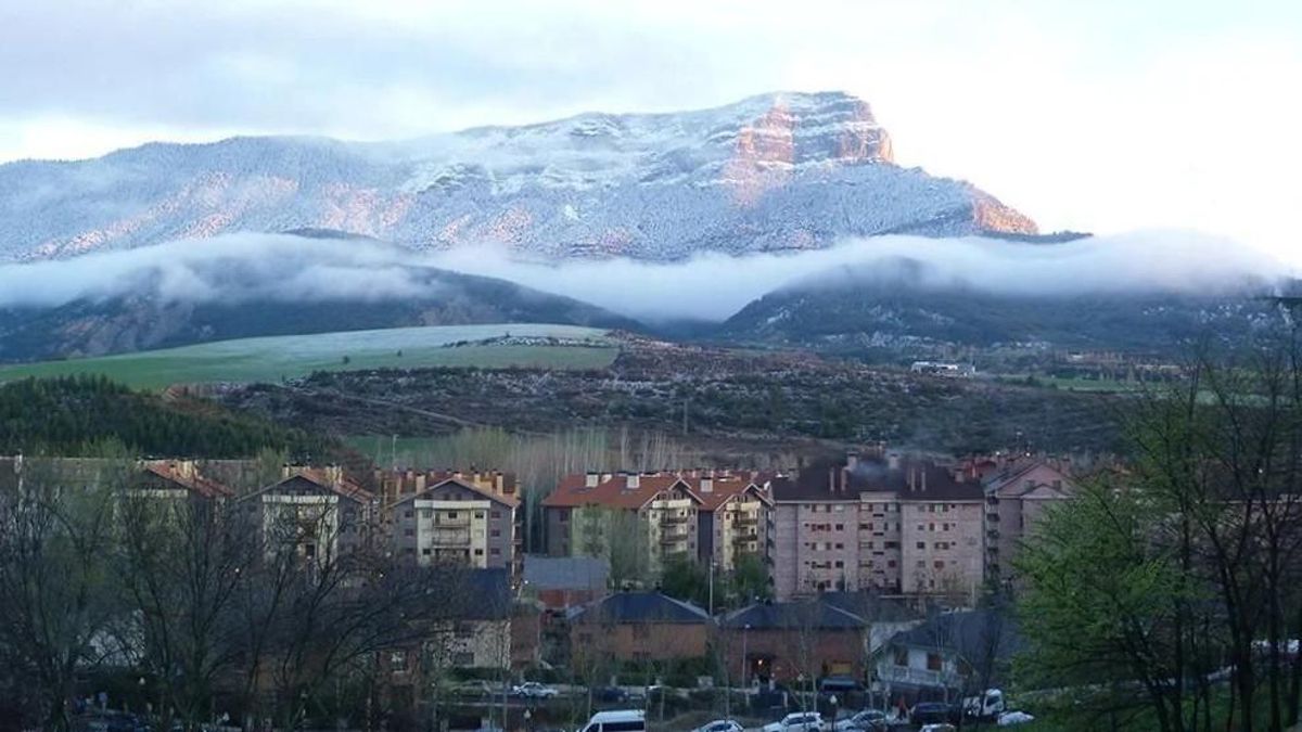 La Delegación del Gobierno en Aragón lleva a los tribunales la negativa de Azcón a declarar zonas tensionadas de vivienda