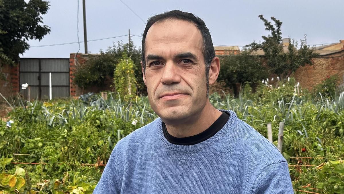 Abel Aparicio presenta su poemario ‘Cartero rural’ este domingo en Cuadros