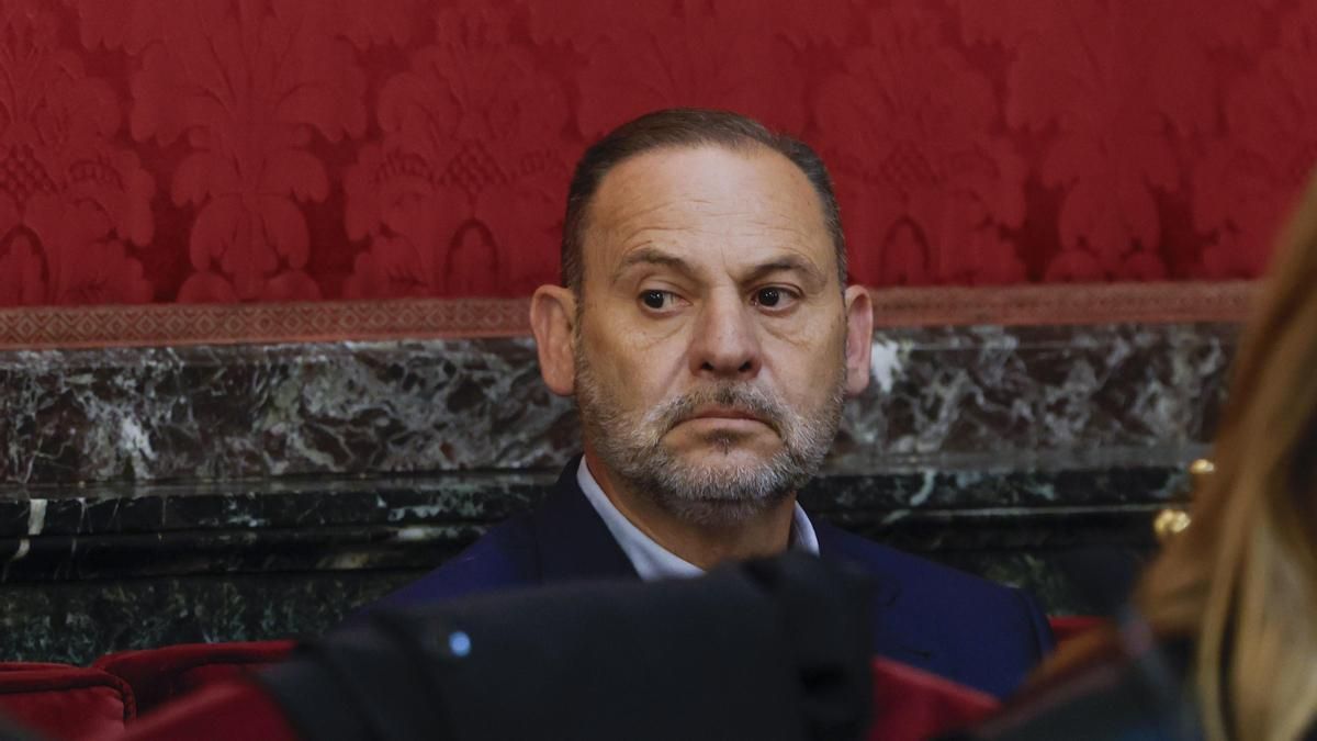 Archivo - El exministro José Luis Ábalos en el banquillo de los acusados durante el juicio por el 'caso mascarillas' en el Tribunal Supremo.