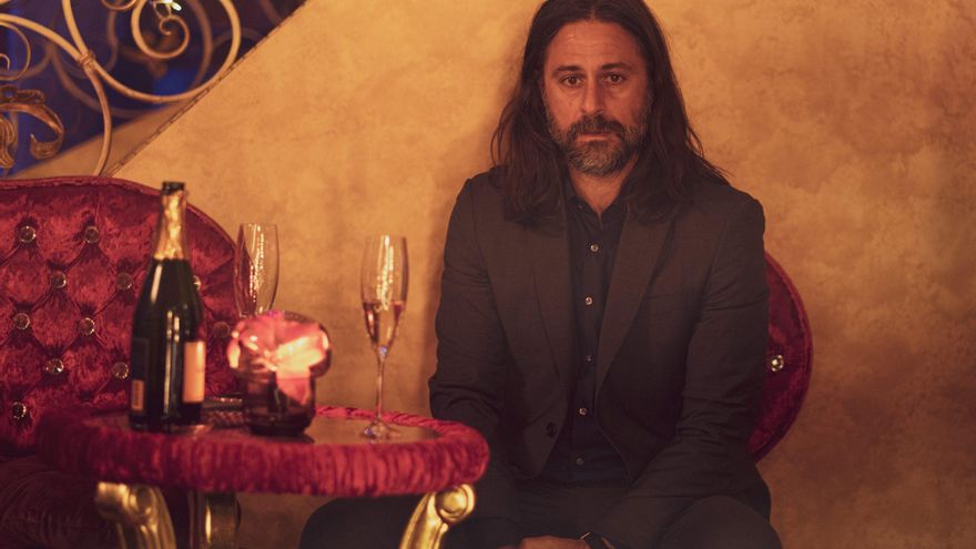 Hugo Silva en la temporada 2 de 'Nasdrovia'