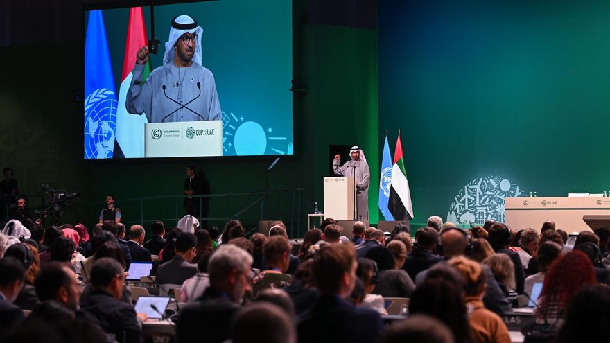 Claves de una COP que salva los muebles: mención histórica a cambio de escapes para la industria petrolera