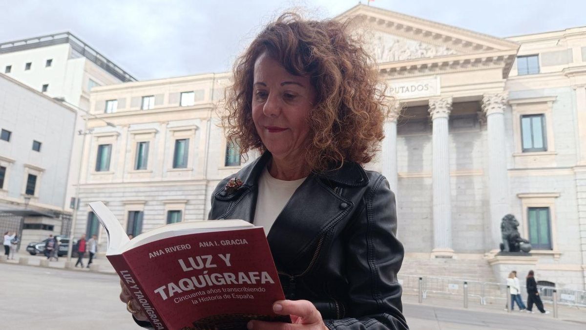 La taquígrafa que ha transcrito medio siglo de vida parlamentaria: “El 23F creí que mis compañeros podrían estar muertos”