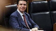 José Manuel Soria, en su escaño en el Congreso. EFE