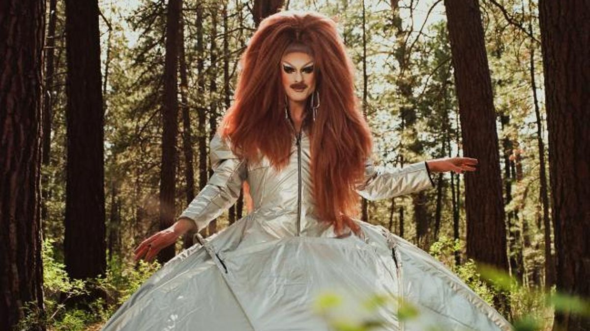 Patagonia demanda a la ‘drag queen’ Pattie Gonia por infracción de marca: "Están atacando mi identidad"