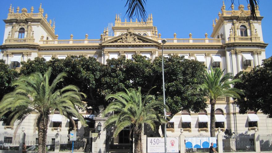 Archivo - El Palacio Provincial de la Diputación de Alicante.