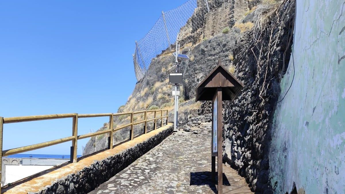 El Cabildo de La Palma reabre el tramo del sendero GR-131 en el Puerto de Tazacorte al concluir los trabajos de mejora