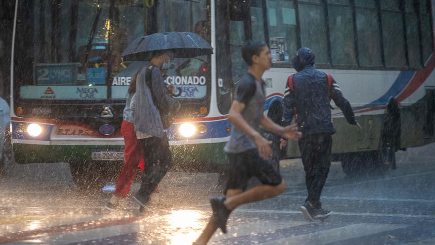 Clima hoy: alerta meteorológica por lluvias y tormentas en Buenos Aires