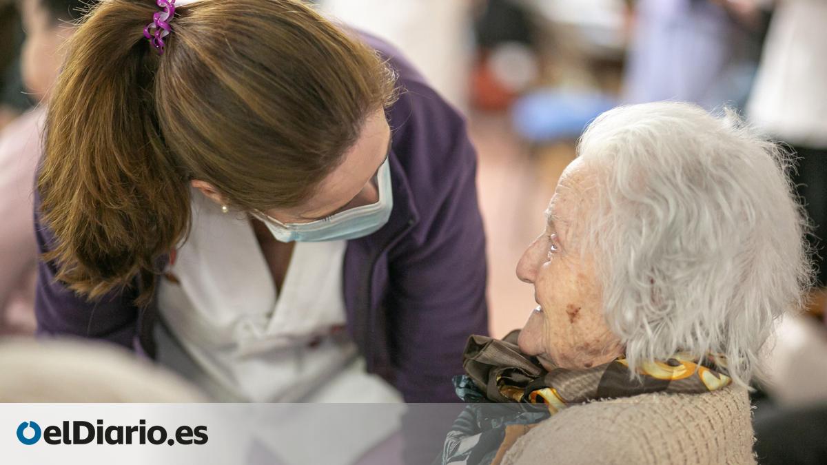 Canarias lidera el limbo de la dependencia y el incremento de beneficiarios con prestación al tirar de la teleasistencia