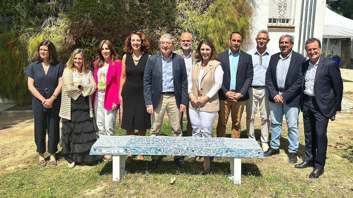 Foto de familia durante el encuentro