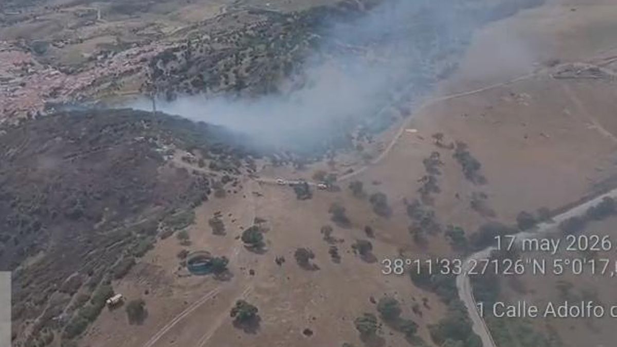 Vista área del incendio.
