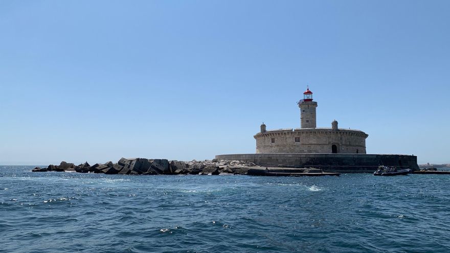 El vino portugués que resucitó en la cueva de un faro