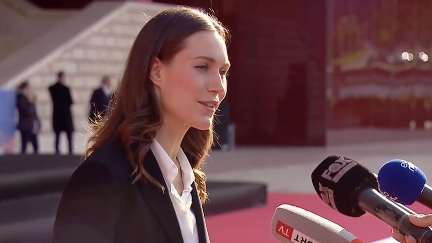 Nuevo comentario machista de un periodista a Sanna Marin: "Bienvenida a Tirana, se la ve estupenda"