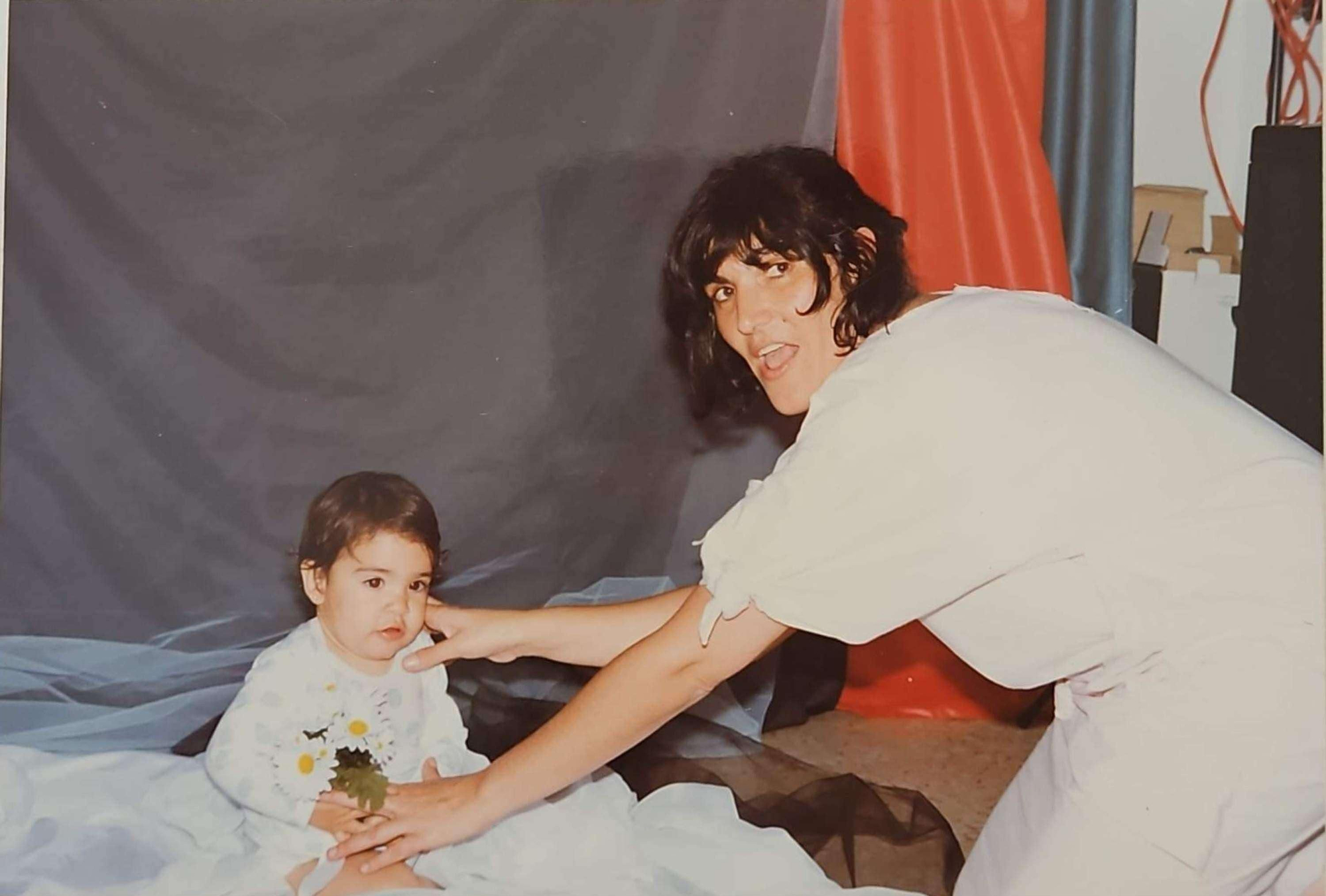 Andrea Díaz González y Nieves Gloria Concepción González, 1991. Foto: Roberto Díaz González