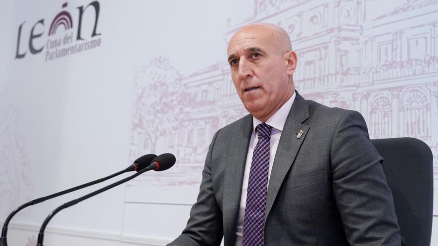 Diez exige la supresión del peaje de la León-Asturias: “No es de recibo que los leoneses tengan siempre que esperar”