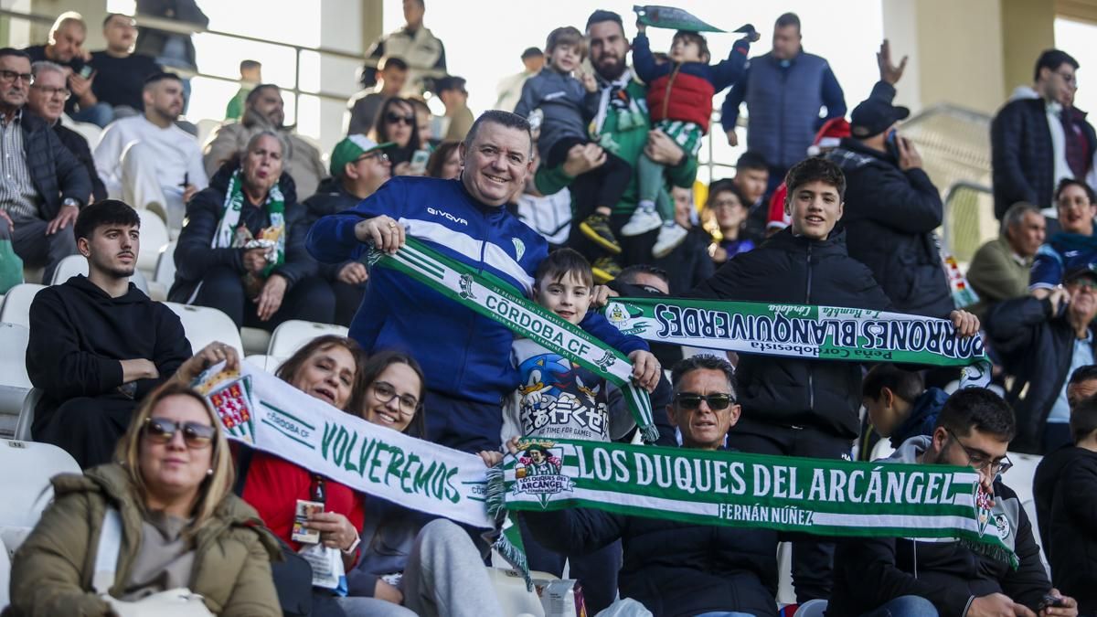 Grada Blanquiverde del Córdoba CF - SD Eibar