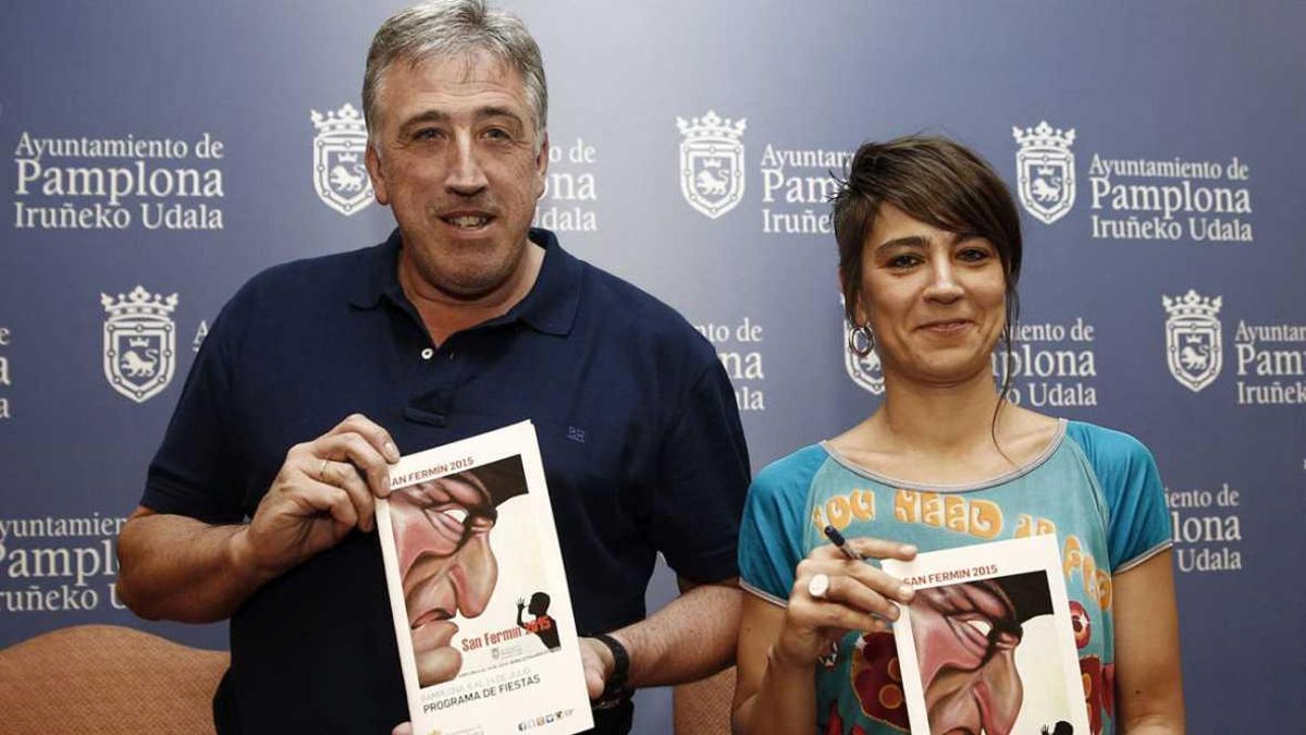 La concejala Maider Beloki junto al alcalde Pamplona.