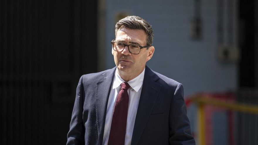 El primer ministro británico dijo que será "implacable" tras la ofensiva de Milei por las Malvinas