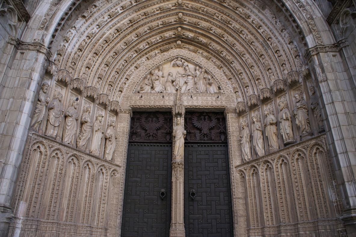 Puerta de los Reyes o del Perdón, que es la puerta principal de la catedral de Toledo.