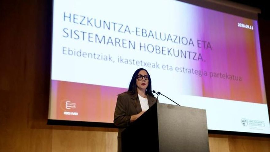 Euskadi estudia dedicar una hora de lectura diaria en los colegios para levantar la cabeza tras el varapalo de PISA