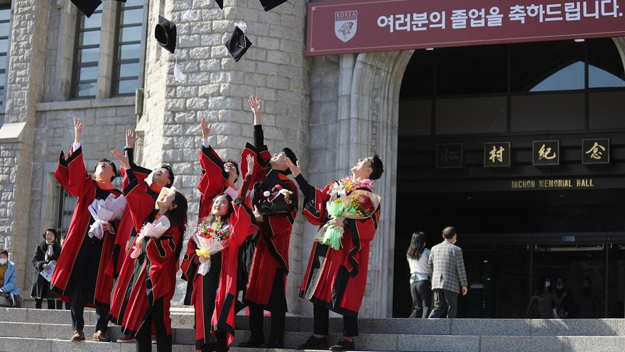 Una generación presionada por el éxito: Corea del Sur gasta cifras récord en academias pese al colapso demográfico