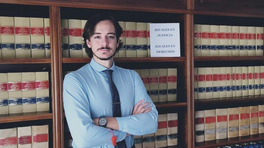 Jaime Castejón Fernández, en su despacho profesional en Oviedo.