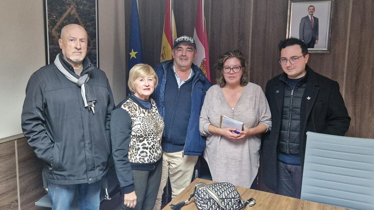 UPL rompe el pacto PP-PSOE en San Esteban de Nogales y se hace con la Alcaldía gracias a una 'díscola' popular