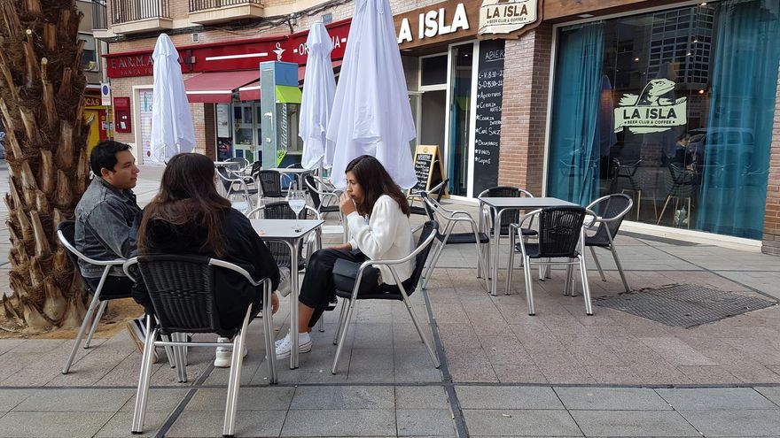 Bar en la plaza Santa Eulalia, Murcia