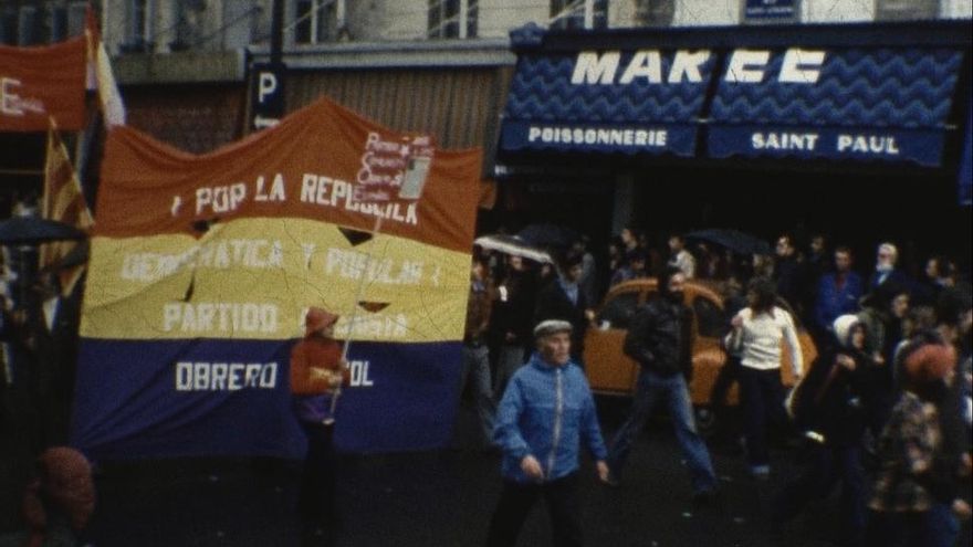 Carlos Asorey, la cámara “desesperada y compulsiva” que grabó la emigración gallega en París durante los 70