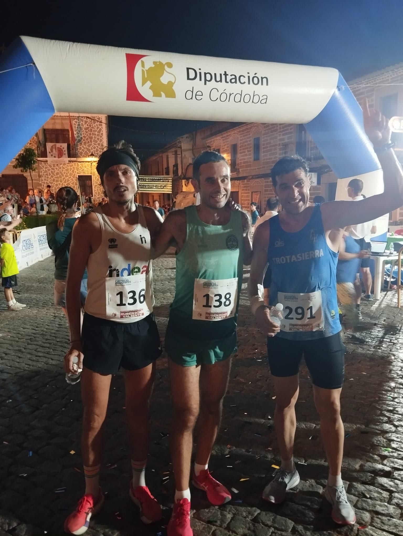 El podio masculino de la cita en Pedroche