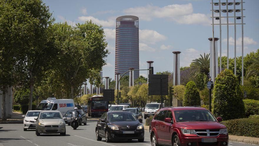 Sevilla cerrará en 2022 su casco histórico y el de Triana a los vehículos no autorizados